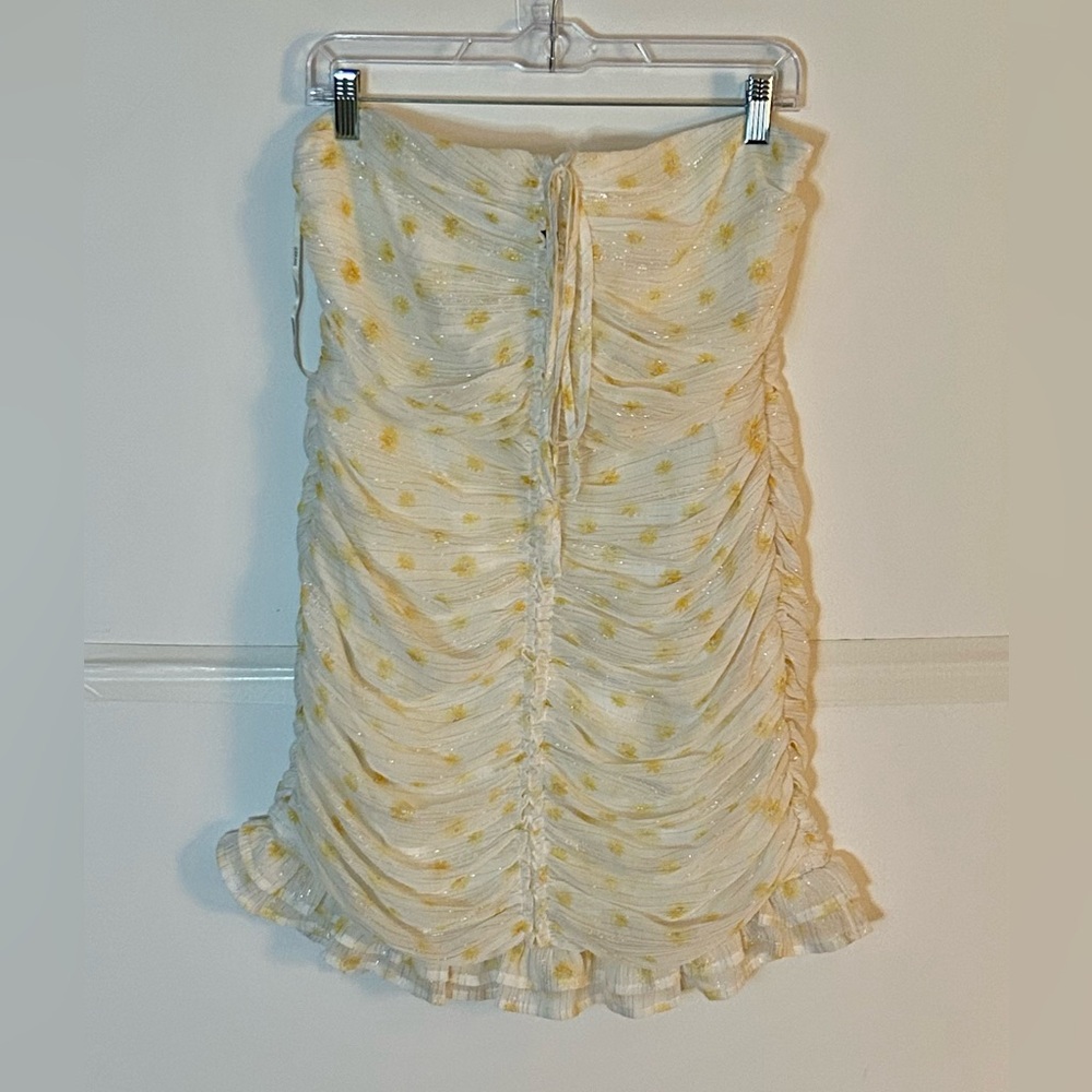 Forever 21 Cream and Yellow Ruched mini dress . Size L